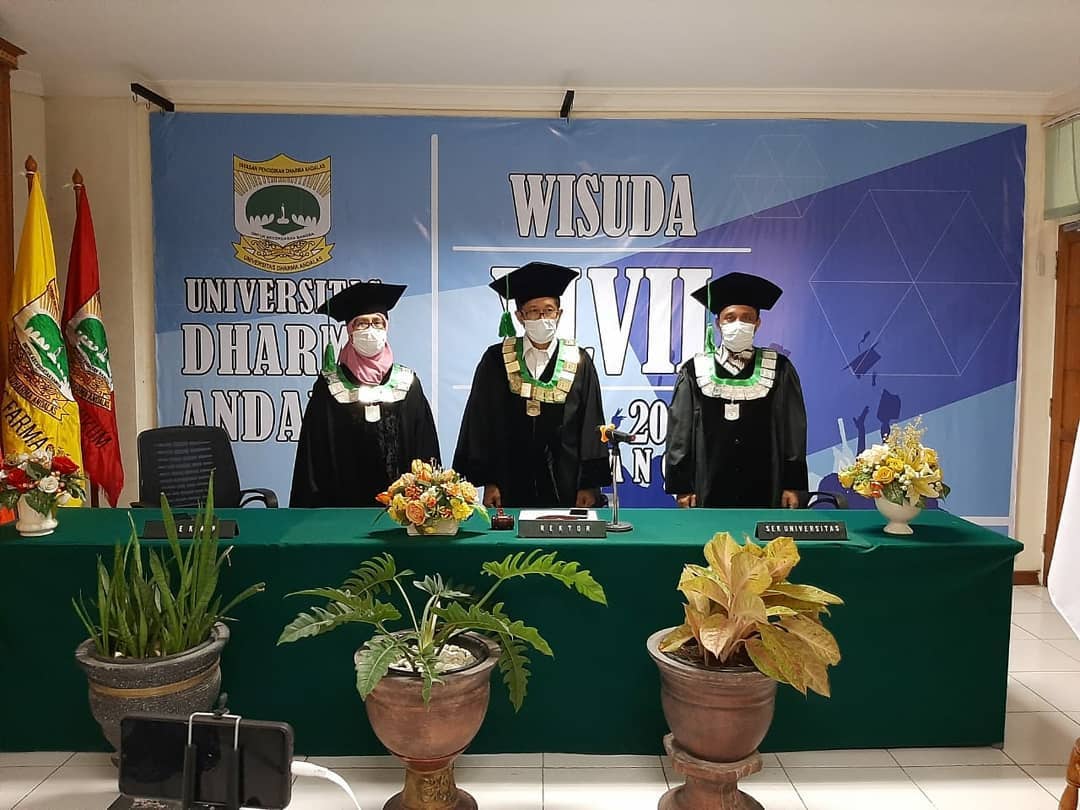 Universitas Dharma Andalas Laksanakan Wisuda ke XLVII Secara Daring