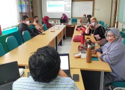 Rapat Senat FEB Membahas Draft Akhir Visi Misi FEB UNIDHA