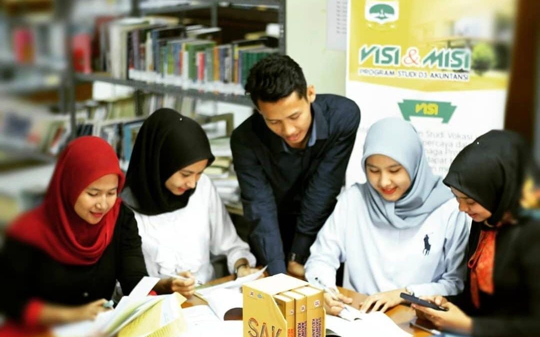 Mahasiswa dalam Bingkai