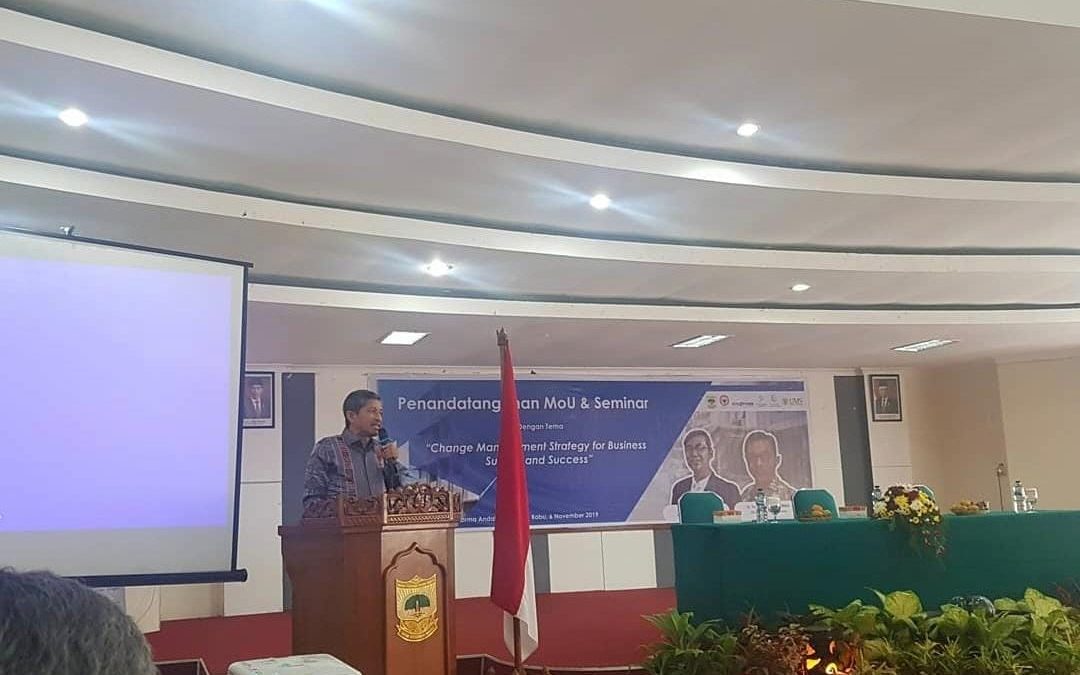 Penandatanganan MoU dan Seminar Nasional